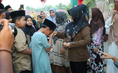 Afni Zulkifli Tegaskan Komitmen Hadir di Tengah Masyarakat saat Safari Ramadan di Minas Timur