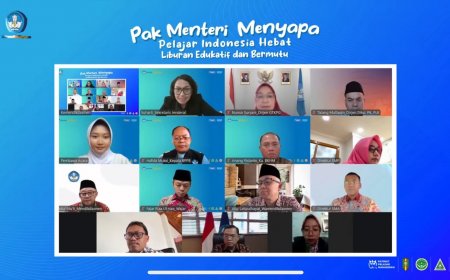 Mendikdasmen Abdul Mu’ti Sapa 4.000 Pelajar secara Daring