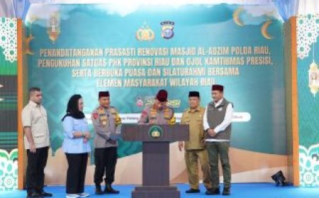 Kapolri Resmikan Renovasi Masjid Al-Adzim dan Kukuhkan Satgas PHK di Riau