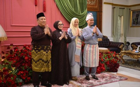 Tanpa Open House Resmi, Kediaman Plt Gubernur Riau Tetap Dipadati Warga saat Lebaran