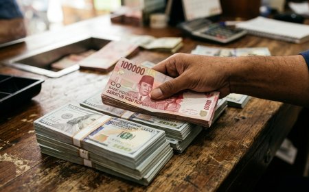 Rupiah Melemah ke Rp17.000 per Dolar AS, Harga Pangan Berpotensi Naik hingga 8 Persen