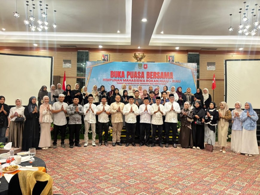 Ratusan Mahasiswa Rohul di Pekanbaru Buka Puasa Bersama Pemkab, Bupati Titip Pesan Jaga Nama Baik Daerah