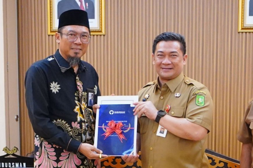 Pemprov Riau Raih Zona Hijau Pelayanan Publik 2025, Sekda Ingatkan OPD Jangan Berpuas Diri