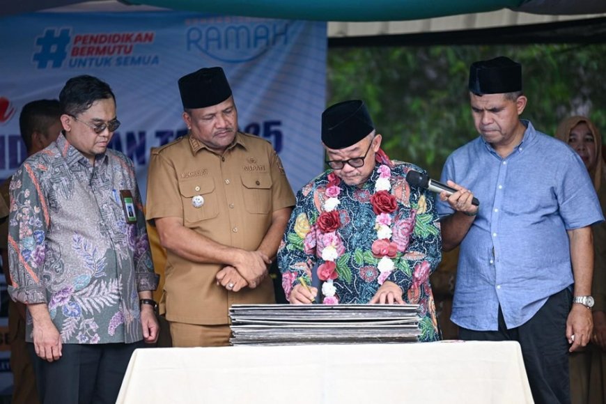 Mendikdasmen Resmikan Revitalisasi 726 Sekolah di Aceh, Total Anggaran Rp688 Miliar