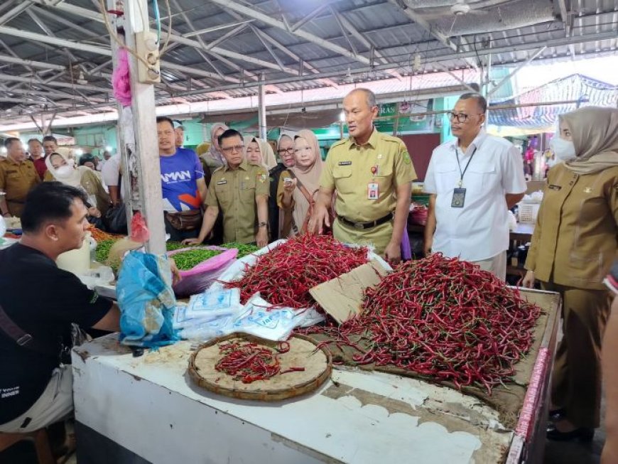 Harga Barang Pokok Masih Stabil Jelang Idulfitri