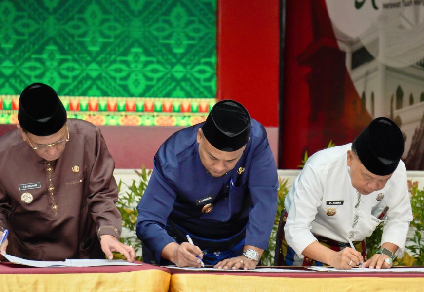 Pemkab Siak Teken MoU dengan Pemprov Riau untuk Percepatan Koperasi Desa Merah Putih