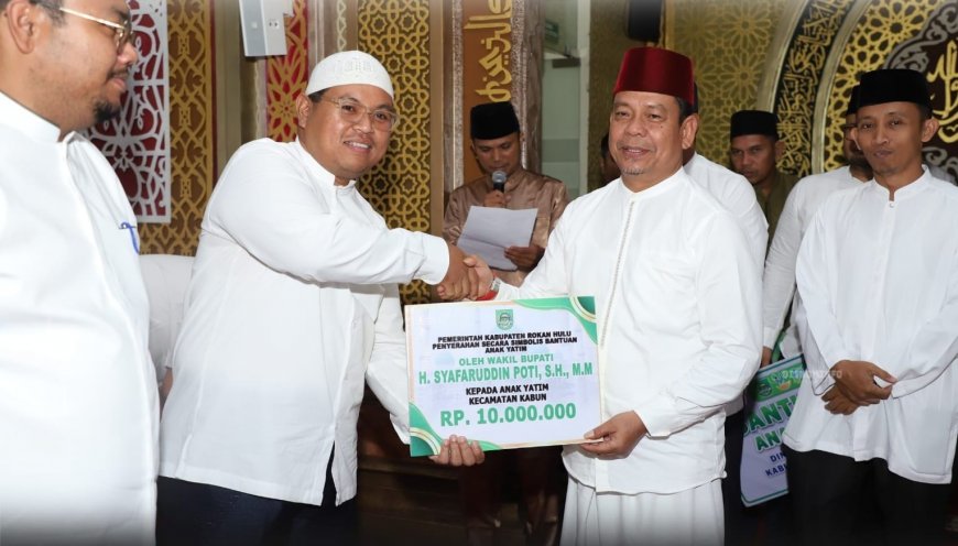 Wabup Rohul Pimpin Safari Ramadan di Desa Kabun, Salurkan Bantuan untuk Anak Yatim