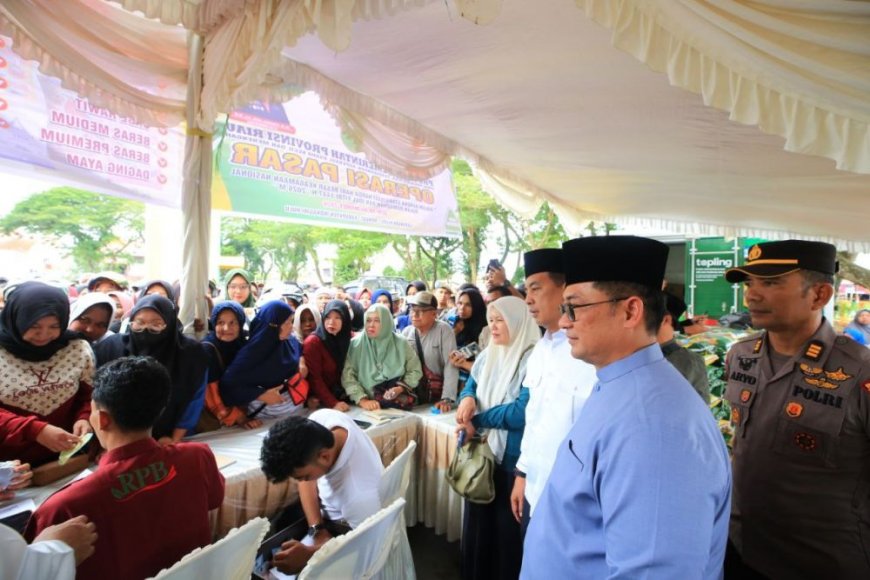 Pemprov Riau Gelar Pasar Murah Ramadan di Gedung Dharma Wanita, Minyakita Dijual Rp14 Ribu per Liter