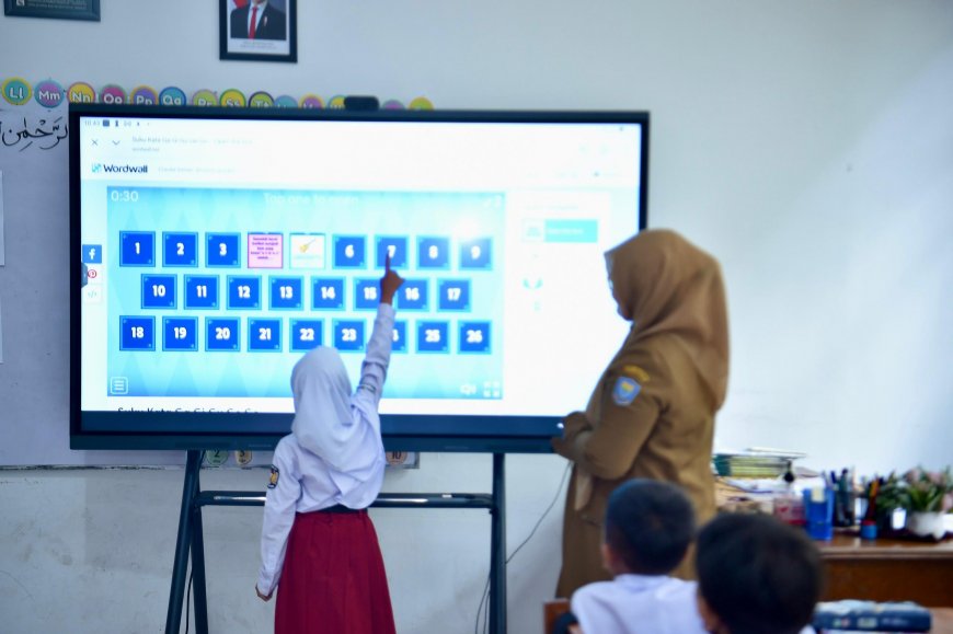 Kemendikdasmen Terapkan Aturan Screen Time dan 7 Kebiasaan Anak Indonesia Hebat