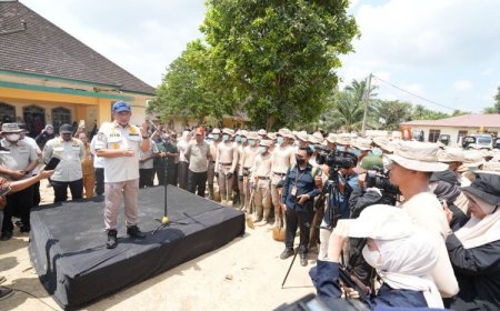 731 Praja IPDN Dikerahkan ke Aceh Tamiang, Fokus Bersihkan Lumpur