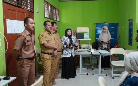 TKA Berbasis Digital di Siak Dipantau Langsung, Sekda Soroti Adaptasi Siswa Hadapi Teknologi