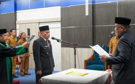 Yusmar Resmi Dilantik Bupati Jadi Pj Sekda Rohul