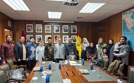 Umri Jajaki Kerja Sama Global di Spanyol