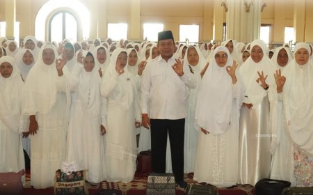 Hadir Manasik, Wabup Imbau JCH Rohul Waspada Cuaca Ekstrem di Tanah Suci