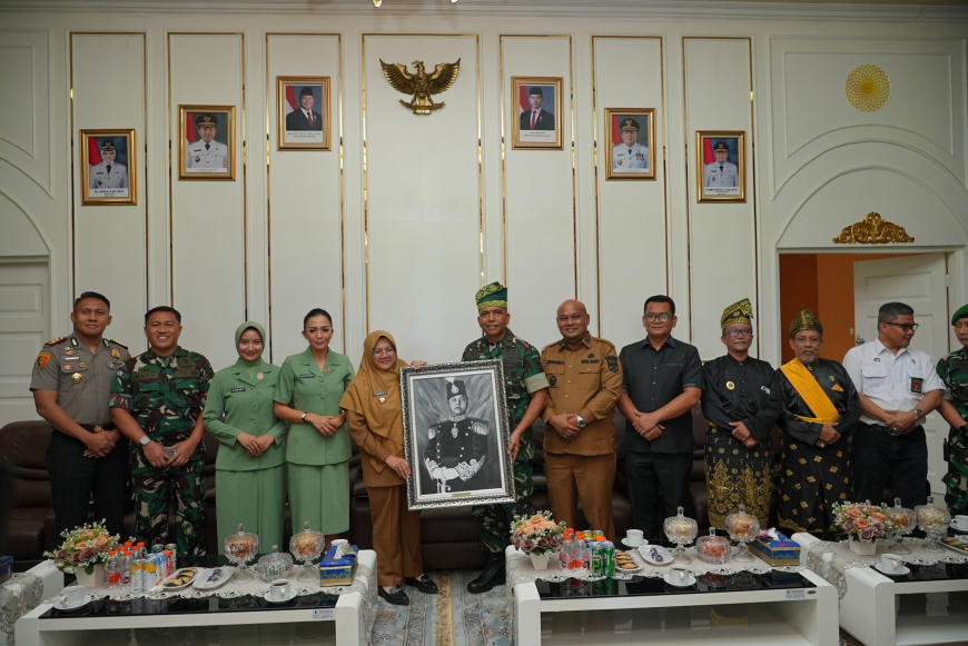 Kunjungan Danrem 031/WB ke Siak Perkuat Sinergi TNI dan Pemda Jaga Stabilitas Daerah