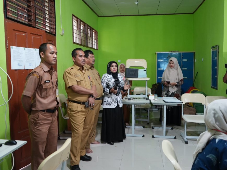 TKA Berbasis Digital di Siak Dipantau Langsung, Sekda Soroti Adaptasi Siswa Hadapi Teknologi