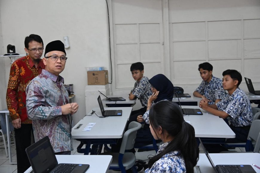 TKA di Bandung Berjalan Lancar, Wamendikdasmen Tegaskan Bukan Penentu Kelulusan