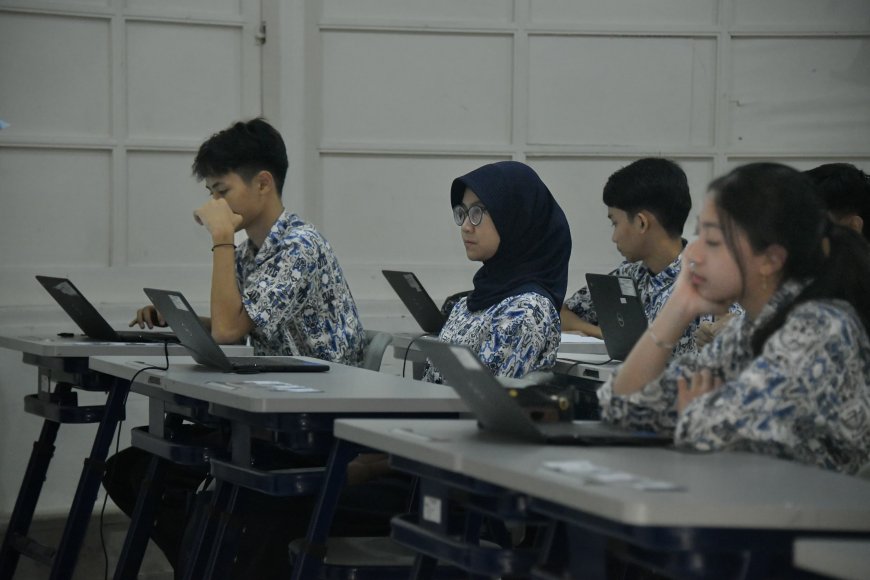 Hari Keempat TKA Gelombang 2 Lancar, Lebih dari 1,5 Juta Siswa Ikuti Asesmen dalam Empat Sesi