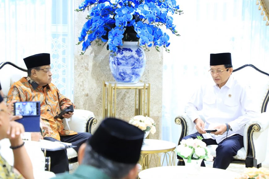 Bertemu KH Aqil Siradj, Menag Dorong Kolaborasi Ormas Islam