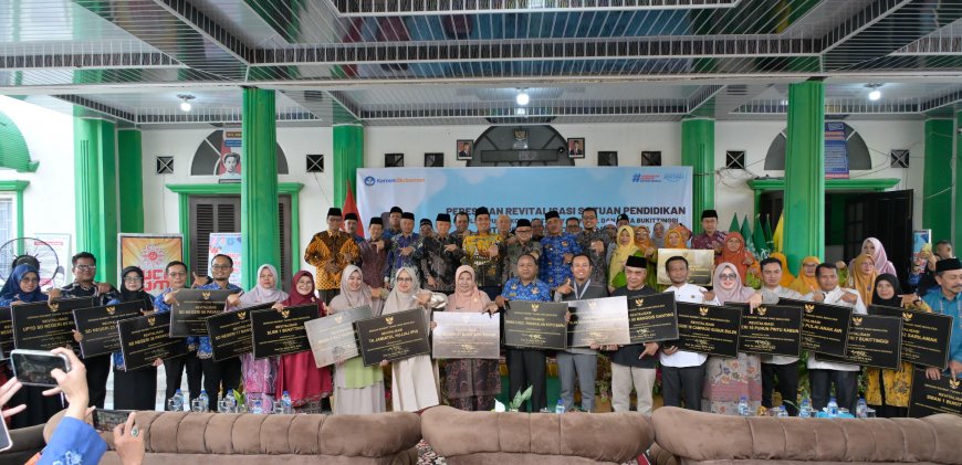 Revitalisasi 349 Sekolah di Sumbar Tuntas