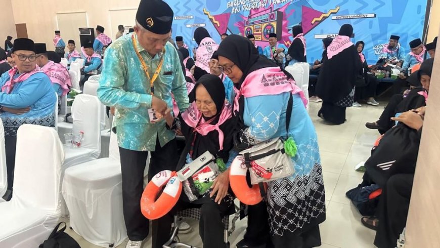 Kloter Pertama Jamaah Haji Riau Sudah Berangkat