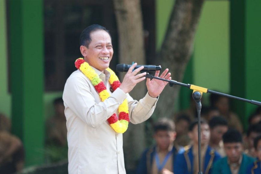 Program Makan Bergizi Gratis Jadi Investasi SDM, Wamenko Pangan Minta Pengawasan Ketat di Riau