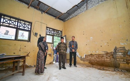 Sekolah Ambruk di Bangkalan Direvitalisasi, Mendikdasmen Target Rampung Oktober 2026