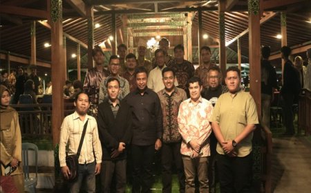 Bupati Kampar Tantang Mahasiswa Yogyakarta Jadi Pemimpin Masa Depan
