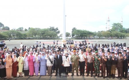 Hardiknas 2026: Bupati Rohul Siapkan Relokasi Guru hingga Perbaikan Dapodik