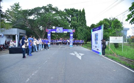 Diguyur Hujan, Ratusan Peserta Tetap Antusias Ikuti Polbeng Run 2026