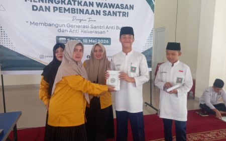 Forum Puspa Madani Kampar Edukasi Santri Bahaya Bullying, Judi Online hingga Narkoba di Pesantren
