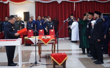 Pemprov Riau Lantik 238 Pejabat Eselon III dan IV, SF Hariyanto:  Kinerja Harus Luar Biasa
