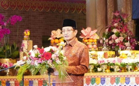 Waisak 2026, Menag Ajak Umat Buddha Jadikan Cinta Kasih sebagai Fondasi Perdamaian Dunia
