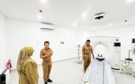 RSUD Bangkinang Miliki CT Scan Baru dari Kemenkes,  Bupati Tinjau Langsung Fasilitasnya