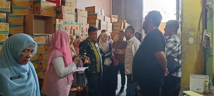 Sidak Gudang Minyakita di Pekanbaru: Stok Kosong Jadi Penyebab Harga Tembus Rp20 Ribu