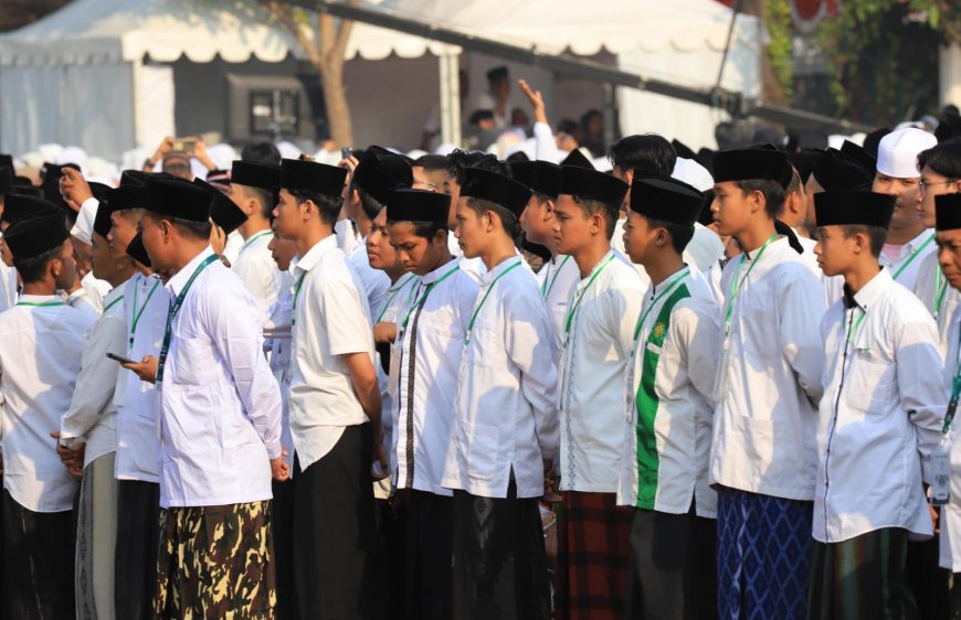 Kemenag Buka Beasiswa Akselerasi Santri, S1-S2 Bisa Ditempuh 4 Tahun