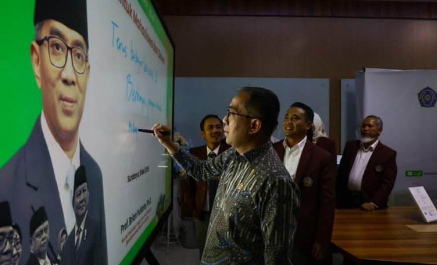 Menteri Brian Tegaskan PTS dan PTN Setara dalam Pengembangan SDM dan Riset