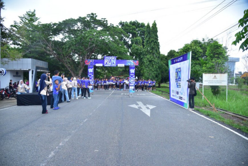 Diguyur Hujan, Ratusan Peserta Tetap Antusias Ikuti Polbeng Run 2026