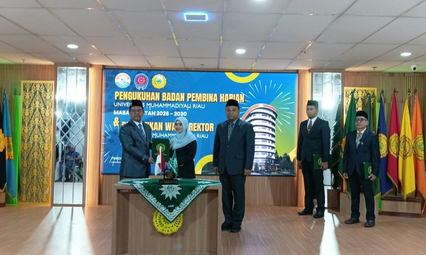 BPH dan Tiga Wakil Rektor Umri Resmi Dikukuhkan
