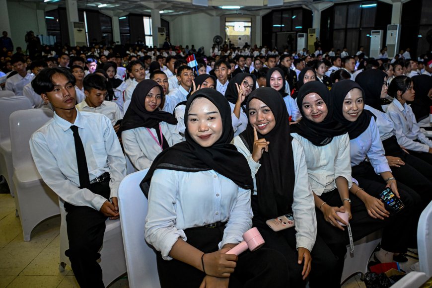 Kemendikdasmen Luncurkan Program SMK 3+1, Siapkan Lulusan Kerja di Luar Negeri