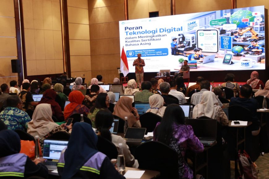 Kemendikdasmen Targetkan 170 Ribu Siswa SMK Kantongi Sertifikasi Bahasa Inggris TOEIC