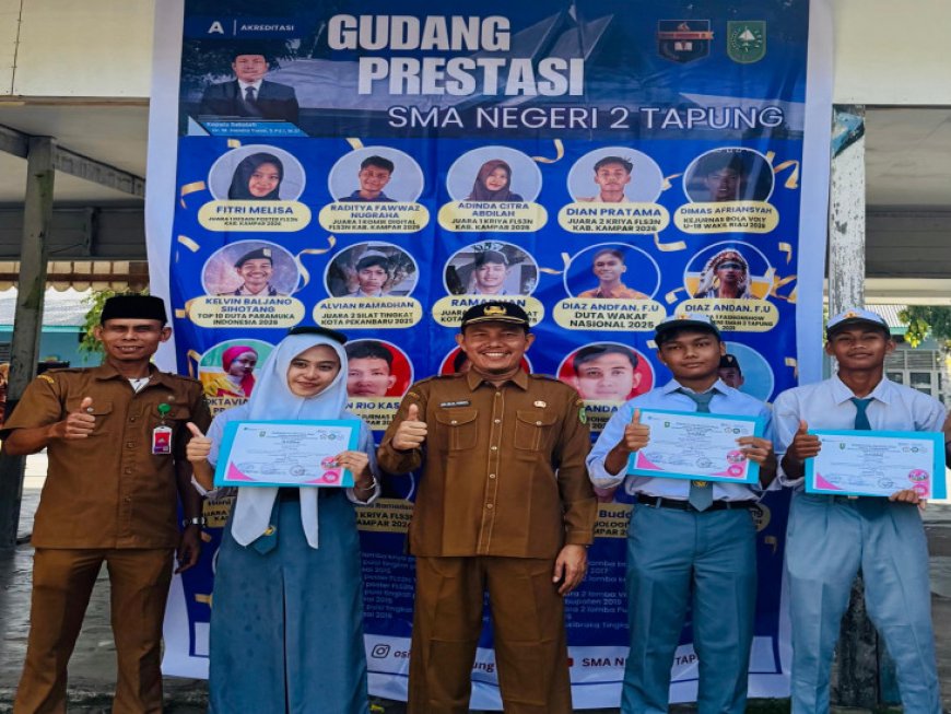 Tiga Siswa SMAN 2 Tapung Wakili Kampar ke FLS3N Riau Usai Borong Juara Seni