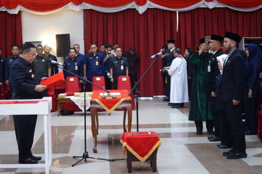 Pemprov Riau Lantik 238 Pejabat Eselon III dan IV, SF Hariyanto:  Kinerja Harus Luar Biasa