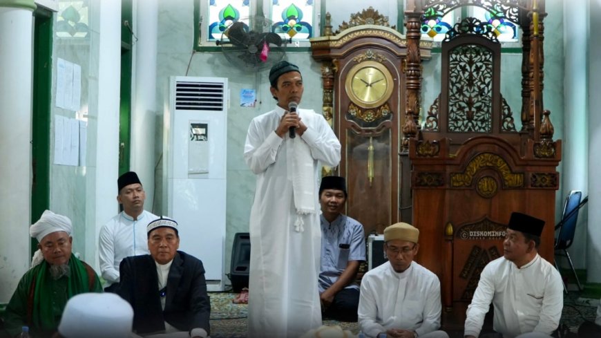 Wabup dan Ribuan Jemaah Hadiri Haul Syekh Ibrahim Al-Khalidi di Rohul, UAS Sampaikan Tausiyah