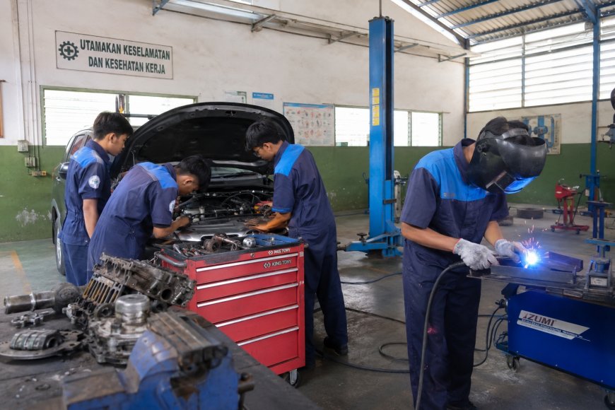 Ribuan Lulusan SMK Sudah Bekerja di Luar Negeri, Peluang Karier Global Kian Terbuka