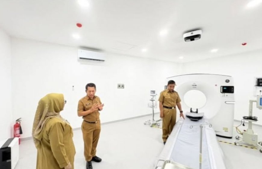 RSUD Bangkinang Miliki CT Scan Baru dari Kemenkes,  Bupati Tinjau Langsung Fasilitasnya
