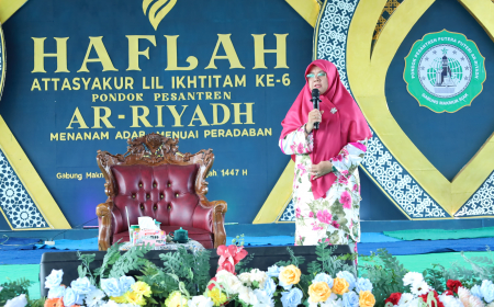 Angkatan Perdana MA Ar Riyadh Lulus, Acara Wisuda Dihadiri Bupati Siak