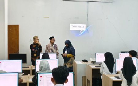 Pimpinan UIN Suska Riau Tinjau Langsung SMMPTN-Barat 2026, Pastikan Seleksi Berjalan Transparan