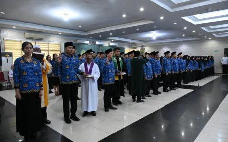 201 Dosen dan Tendik Universitas Riau Resmi Jadi PNS, Rektor Tekankan Integritas dan Profesionalisme
