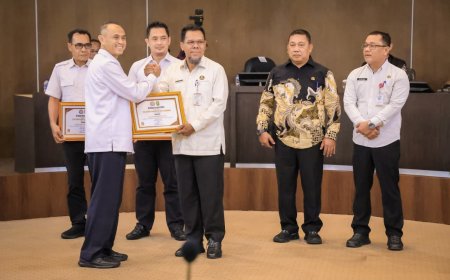 Pemko Pekanbaru Kembali Raih Predikat Informatif di KI Riau Award 2025